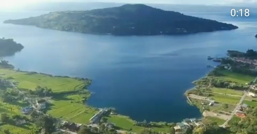 Liburan Natal di Danau Toba, Asyiknya Berpetualang di Bukit Huta Ginjang