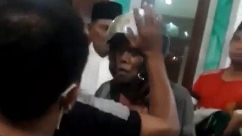 Identitas Pelempar Bom Molotov di Masjid Cengkareng Diketahui, Warga Kosambi 56 Tahun