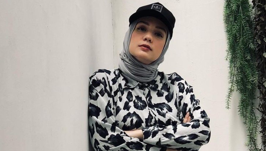 Pakai Topi Arya Saloka, Putri Anne Banjir Pujian Netizen: Kayak Masih Gadis