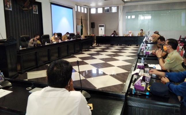 Lahan Pemakaman Jenazah Covid-19 di Karawang Semakin Sempit