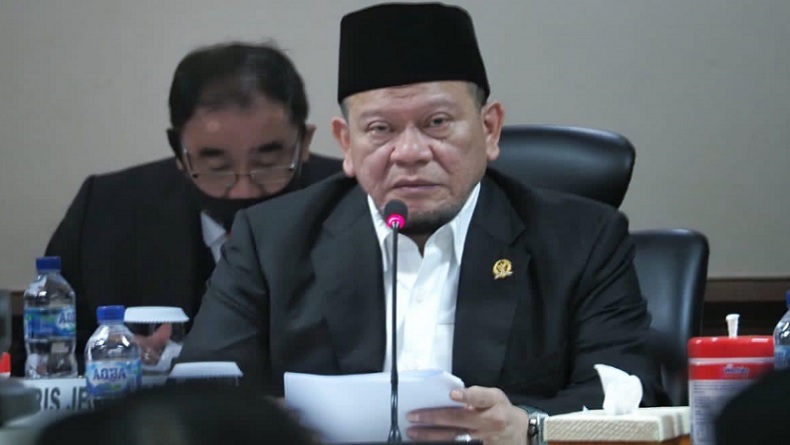 La Nyalla Kecam Parodi Lagu Indonesia Raya : Menginjak-injak Kehormatan RI!