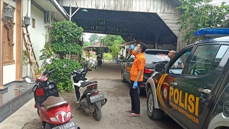 Rumah Ketua PAN Probolinggo Disatroni Perampok, Istri dan Anak Diancam Celurit