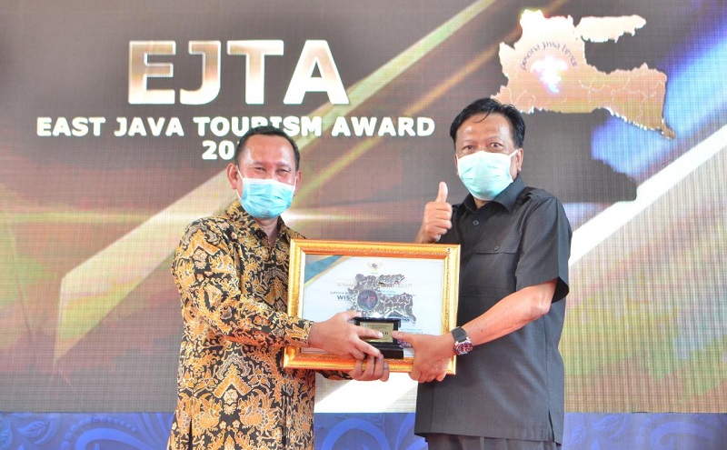 Bupati Gresik Sambari Positif Covid-19, Jalani Perawatan di Surabaya 