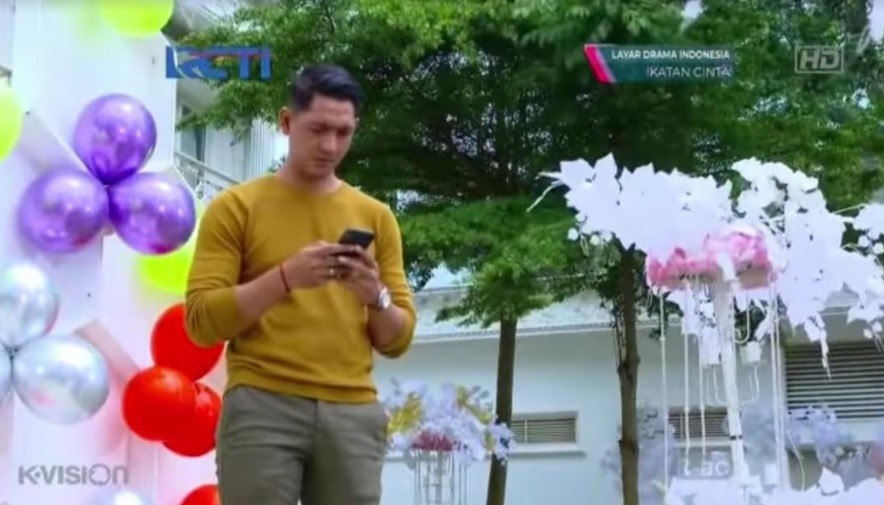 Arya Saloka Pemeran Aldebaran Pakai T-Shirt Rp300.000-an, Netizen Kaget: Sederhana Sekali