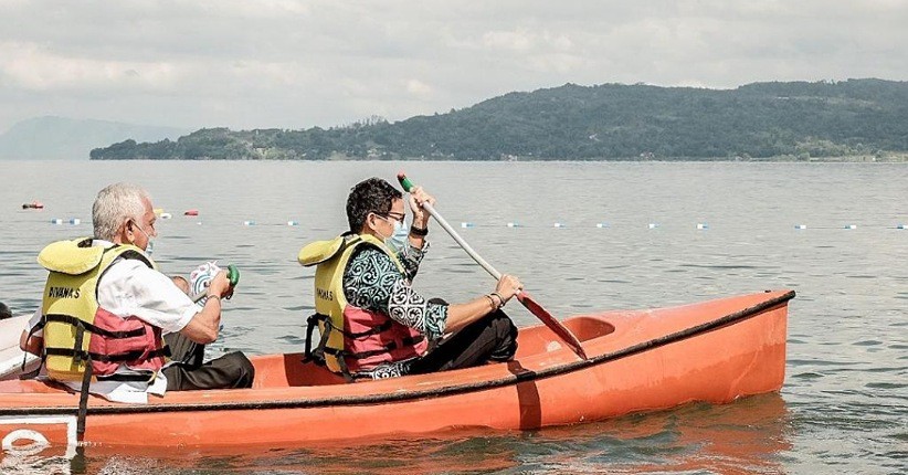 Sambil Tunggu Vaksin, Sandiaga Uno Siapkan Event Sport Tourism di Danau Toba