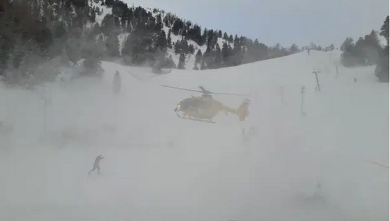 Prosesi Melamar Berujung Bencana, Pasangan Kekasih Jatuh dari Tebing Setelah Perempuan Ucapkan 'Iya'