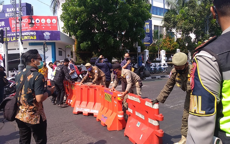 Ini Ruas Jalan di Kota Bandung yang Ditutup Akibat Covid-19 Melonjak