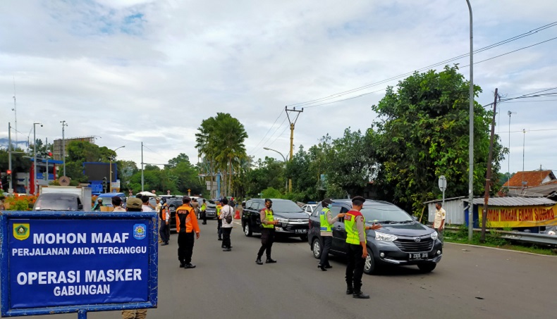 Larang Perayaan Tahun Baru, Jalur Puncak Ditutup