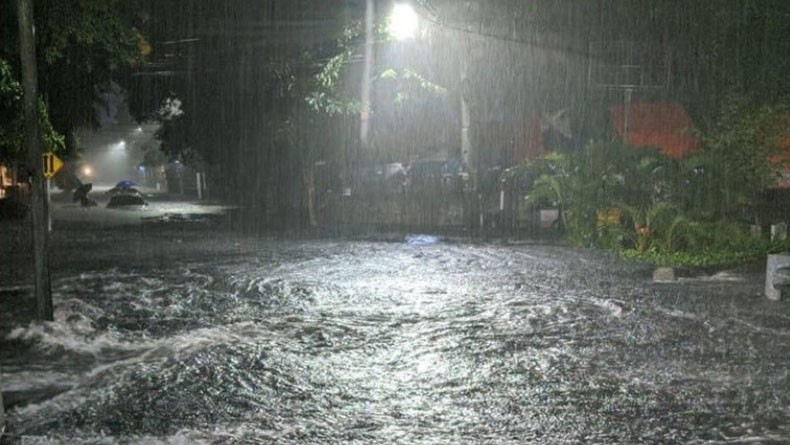 Hujan Lebat Minggu Dini Hari, Sejumlah Wilayah Jakarta Kembali Tergenang