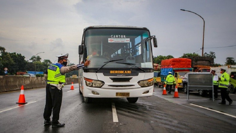 Larangan Mudik Hari Pertama 1.689 Kendaraan Diarahkan Putar Balik
