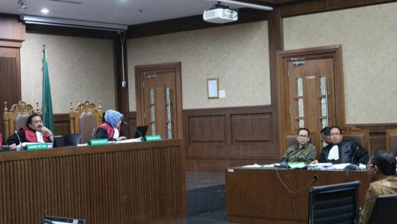Mantan Kepala Dinkes Pemprov Banten Ngaku Rutin Setoran kepada Ratu Atut dan Rano Karno