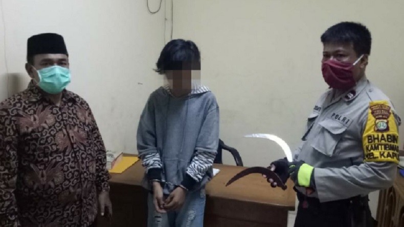 Remaja di Cengkareng Jakarta Barat Ditangkap Polisi Kedapatan Bawa Celurit