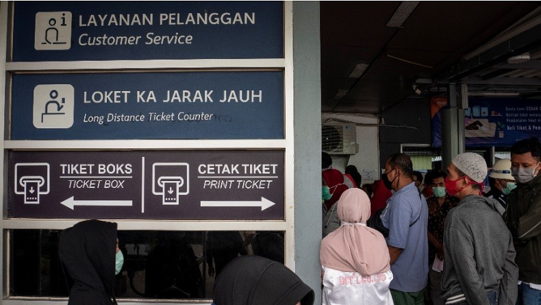 Stasiun Pasar Senen Berangkatkan 3 Kereta Api Jarak Jauh Minggu Pagi