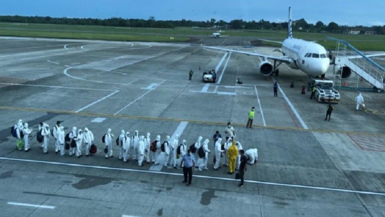 Habis Masa Kontrak Kerja, 190 TKA Asal China Dipulangkan