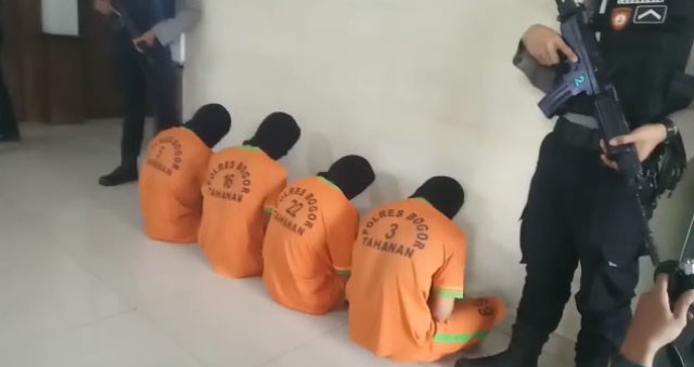 Ditangkap Polisi, Pemuda 26 Tahun Berperan Menampung Hasil Tambang Emas Ilegal di Bogor