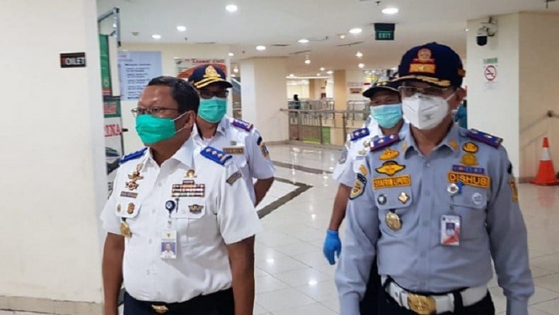 Penjelasan Pemerintah soal Pengemudi Ojek Online Tolak Bawa STRP