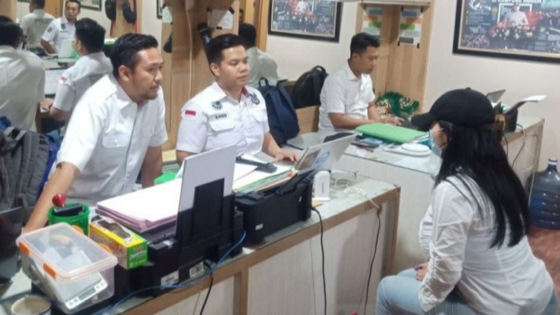 Polisi Buru Jaringan Pemasok Narkoba kepada Lucinta Luna