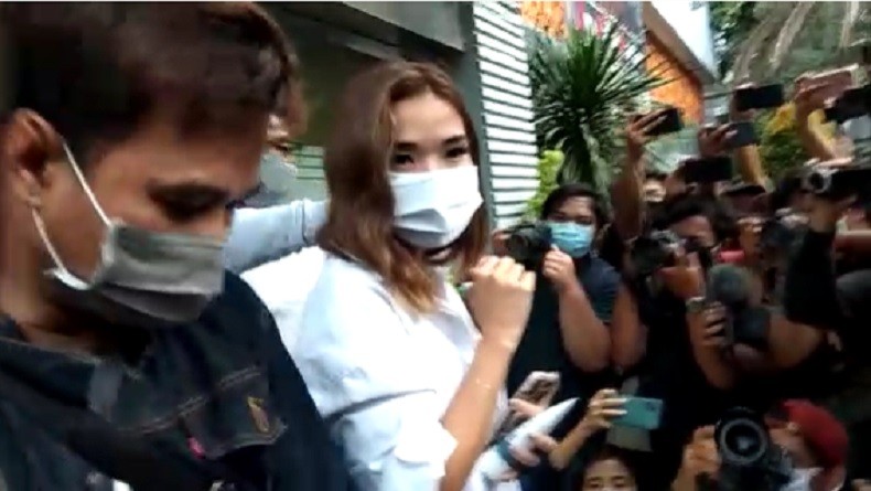 Penuhi Panggilan Polda Metro Jaya, Gisel Ungkap Kondisinya: Sehat, Puji Tuhan