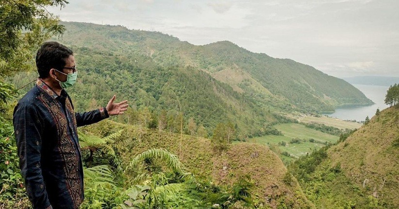 Sandiaga Uno Ajak Wisatawan Nusantara Berkunjung ke Danau Toba