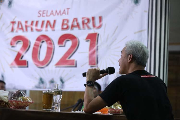 Hadapi 2021, Ganjar Ajak Masyarakat Optimis Jalani Hidup dan Jaga Protokol Kesehatan