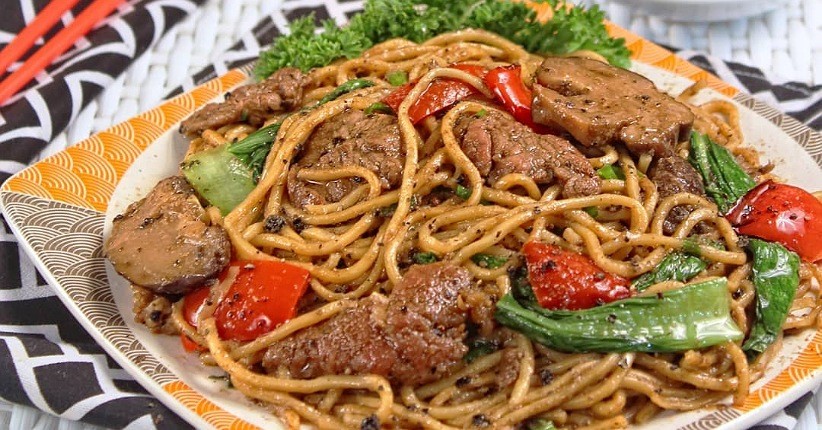 Makan Siang dengan Mi Goreng Lada Hitam, Pakai Daging Sapi Makin Nikmat