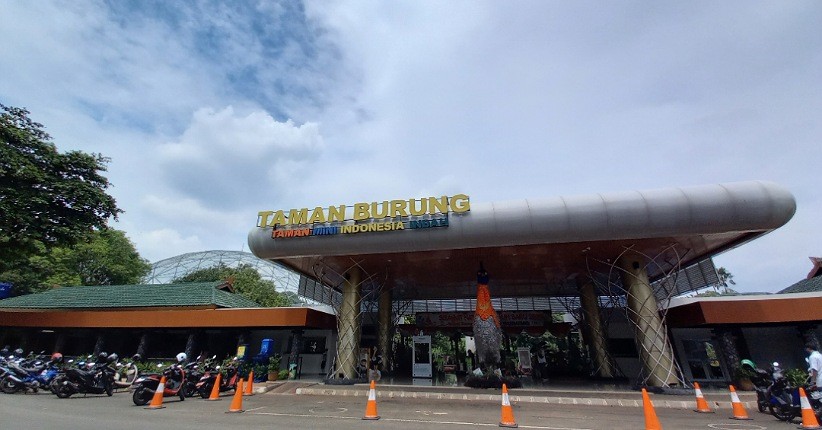 TMII Kembali Dibuka, Wisatawan Wajib Pakai Masker saat Berkunjung