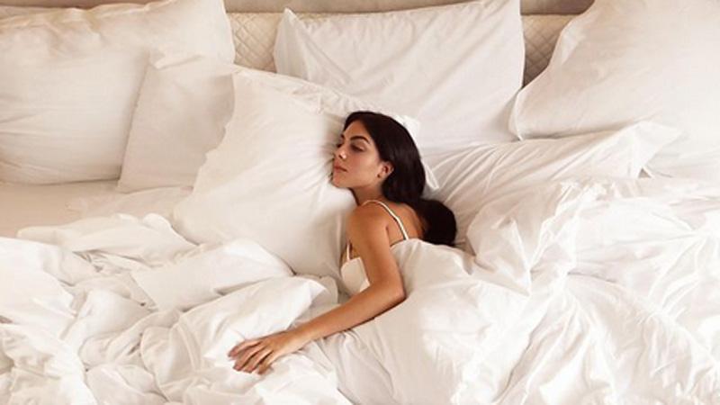 Ini Cara Georgina Rodriguez Bikin Puas Cristiano Ronaldo di Kamar