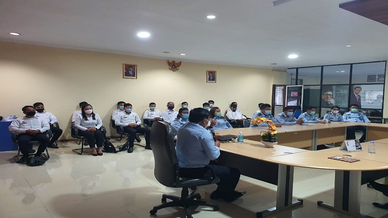 21 CPNS Imigrasi Kelas I TPI Manado Dibekali Motivasi Bekerja 