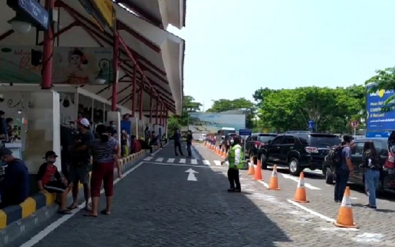 Parkir Setahun di Bandara Ngurah Rai, Mobil Ini Mesti Bayar Rp50 Juta