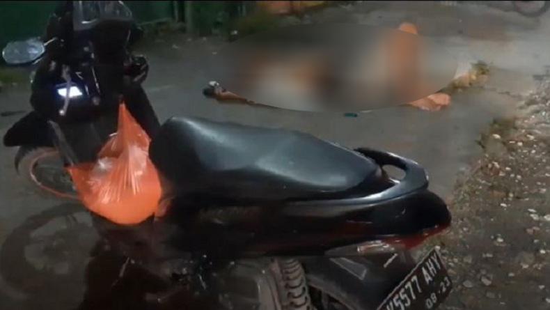 Laki-Laki Bawa Tuak Tergeletak di Jalan, Diduga Jadi Korban Tabrak Lari di Medan