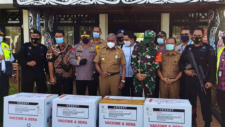 Vaksin Covid Tiba di Manokwari, Sebanyak 7.160 Dosis Disimpan di Dinkes