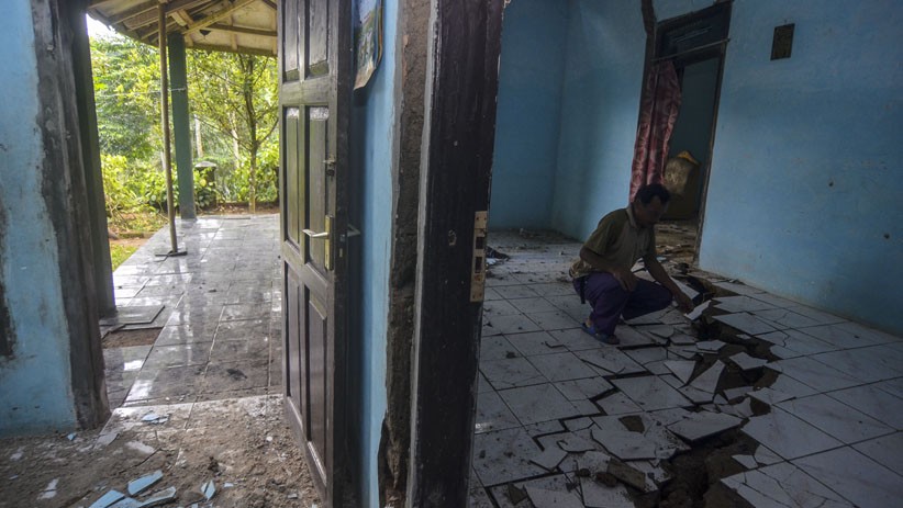 Pergerakan Tanah Terjang Cireunghas Sukabumi, 1 Rumah Warga Ambruk, 6 Terancam