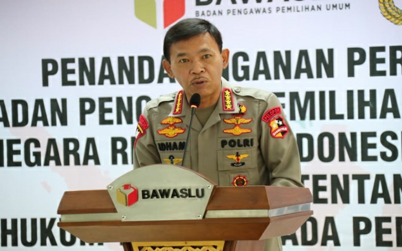 Hitungan Hari Jelang Pensiun, Ini yang Dilakukan Kapolri Idham Aziz ke Ribuan Polisi