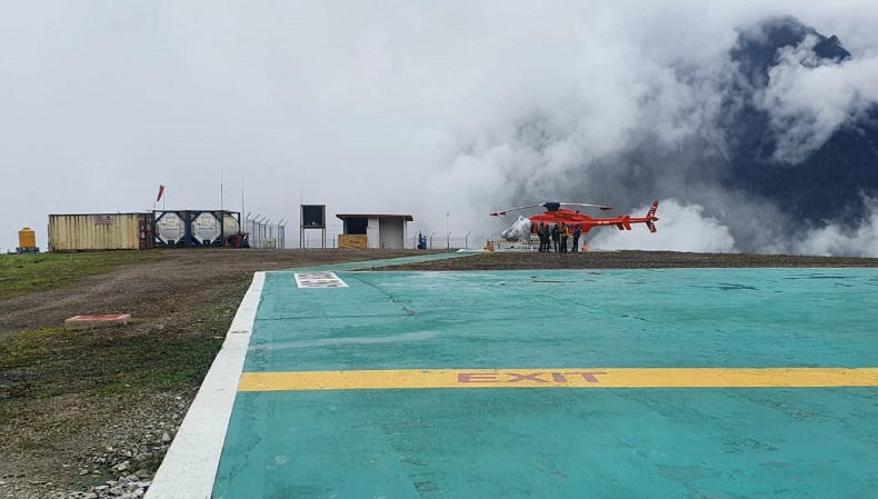 KKB Tembaki Helikopter Dipiloti WNA di Kampung Tsinga Distrik Tembagapura