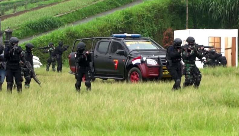Pasukan TNI-Polri Gelar Latihan Perang di Boyolali dan Lereng Gunung Lawu, Ada Apa?