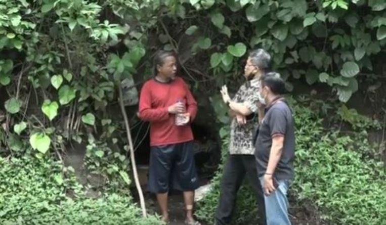 Cerita Pria Asal Bali 20 Tahun Sendirian Menempati Gua di Kendal 