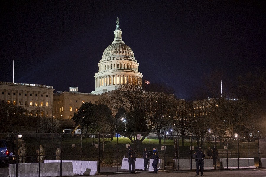 1 Polisi dan 4 Demonstran Tewas akibat Kerusuhan di Gedung DPR AS