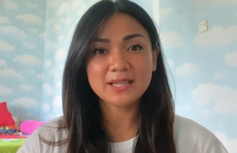Nirina Zubir Bahagia Dinyatakan Negatif Covid-19 di Momen Ulang Tahun Suami