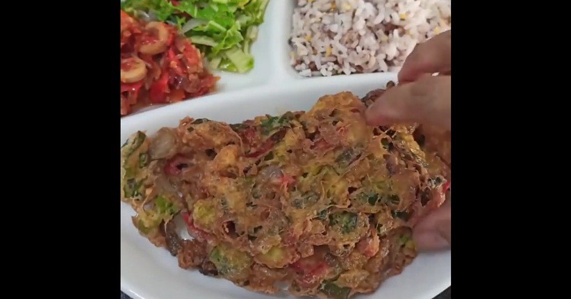 Cara Bikin Telur Dadar Kriuk dan Tebal, Ternyata seperti Ini Masaknya