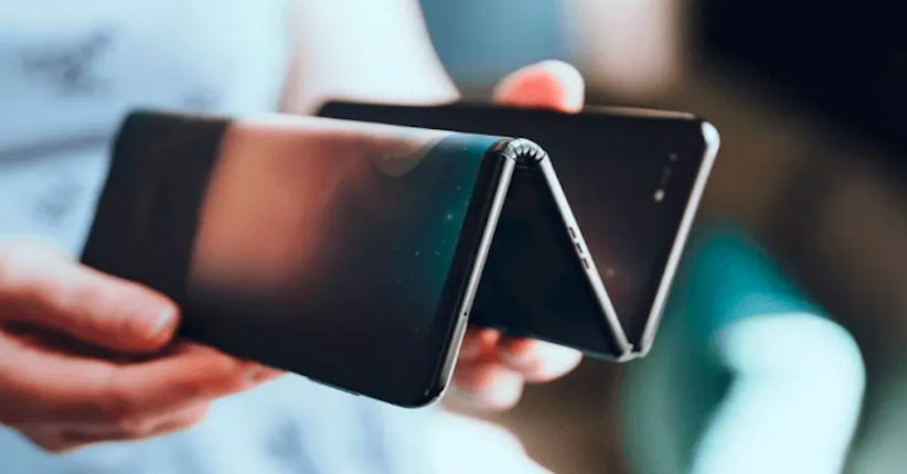 TCL Pamer Layar OLED yang Dapat Digulung