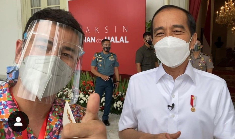 Bahagia Dapat Vaksin Perdana Bersama Presiden Jokowi, Raffi Ahmad: Terimakasih atas Kepercayaannya