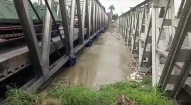 Jembatan Pemali Sisi Utara Ditutup Sementara, Kendaraan Mengular di Jalur Pantura Brebes 