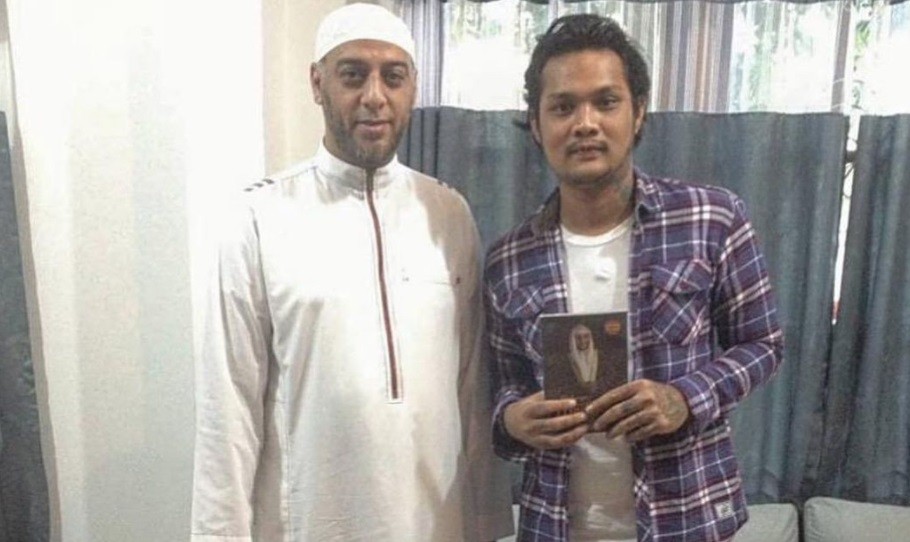 Virgoun Kehilangan Syekh Ali Jaber: Selamat Jalan Gurunda, Terima Kasih Telah Menuntunku Bersyahadat