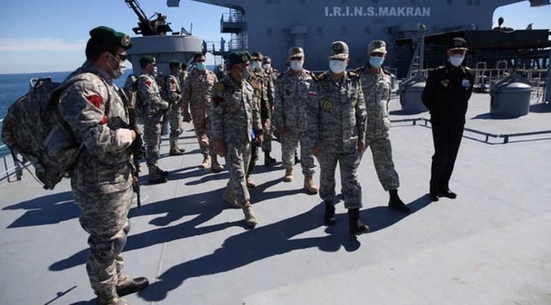 Iran Pamer 2 Kapal Perang Baru dalam Latihan Tembak Rudal, Peringatan bagi Trump dan Biden