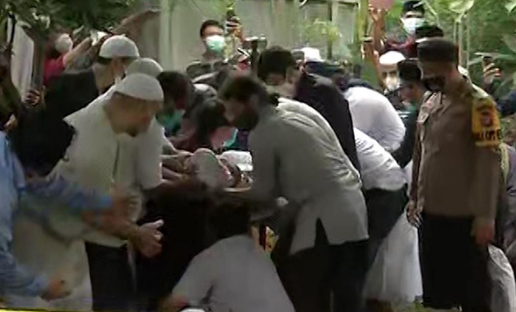 Bukan di Lombok, Syekh Ali Jaber Dimakamkan di Ponpes Daarul Quran Cipondoh Tengerang