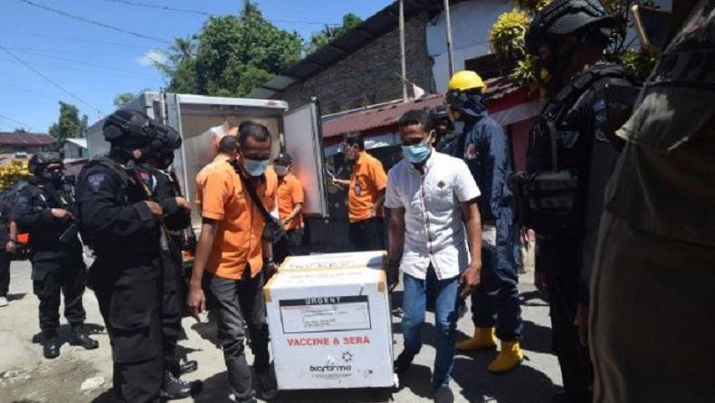 Vaksinasi Covid-19 di Ambon, 7.280 Dosis Vaksin Mulai Didistribusikan
