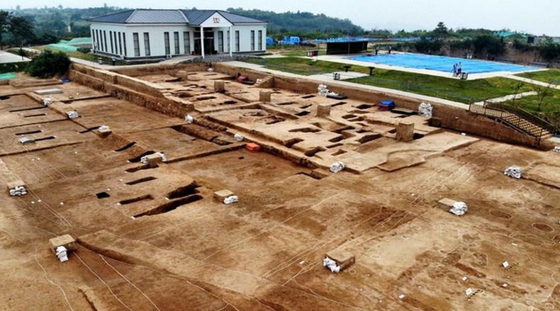 China Temukan Istana Berusia 5.300 Tahun