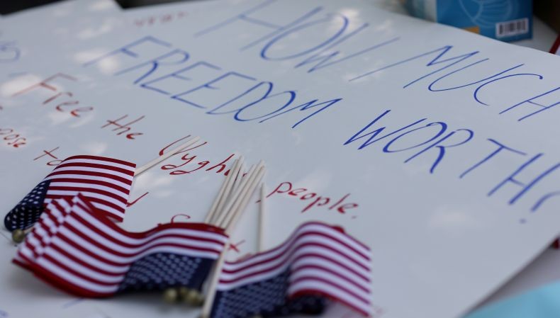 Laporan Kongres AS Sebut Kemungkinan Terjadi Genosida Muslim Uighur di Xinjiang 