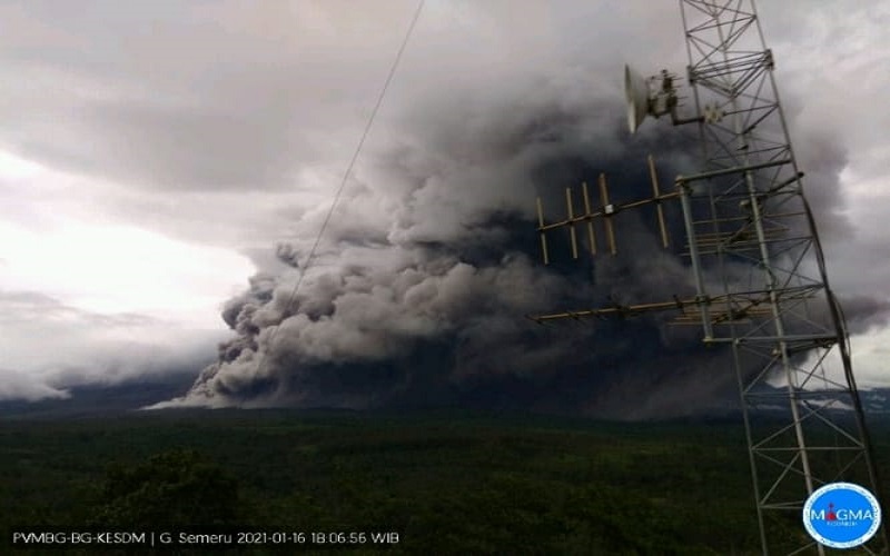Update Data Gunung Semeru Meletus: 2 Meninggal, 10 Orang Hilang