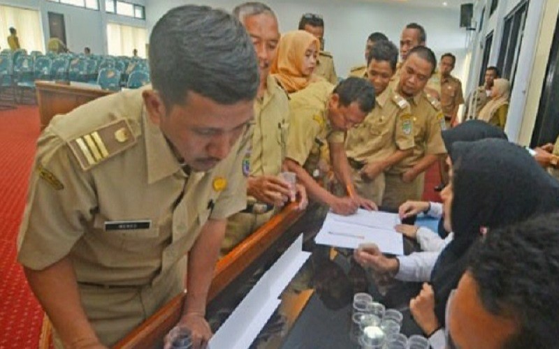 Putusan Pidana Korupsi Inkrah, Banyak PNS Masih Bekerja